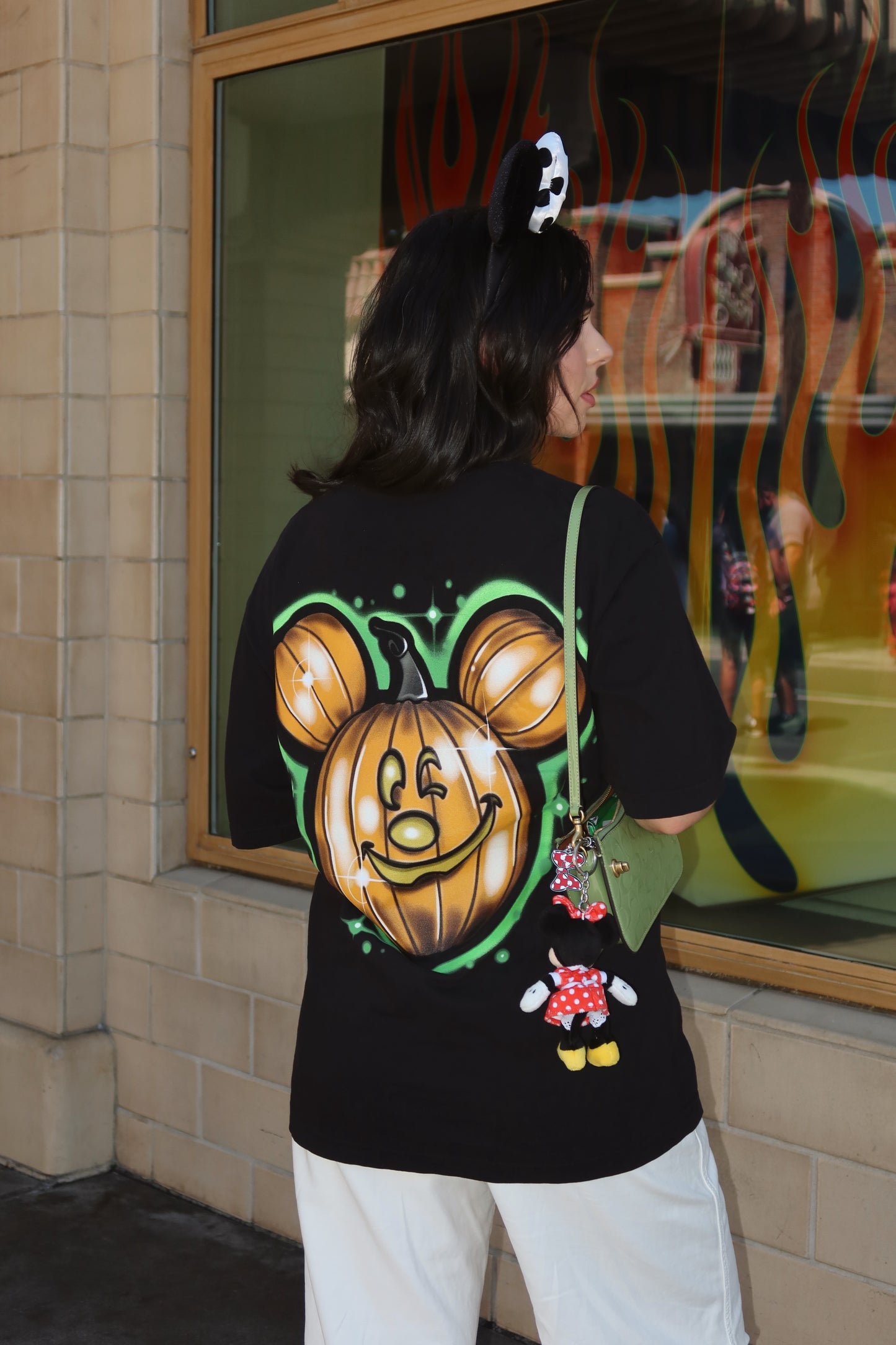 "Blinky"- Graphic Tee